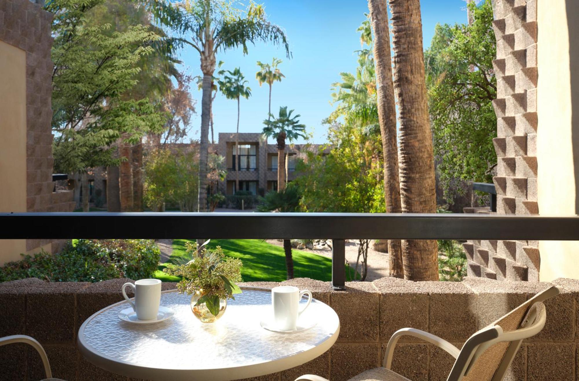 Doubletree By Hilton Paradise Valley Resort Scottsdale Exterior photo