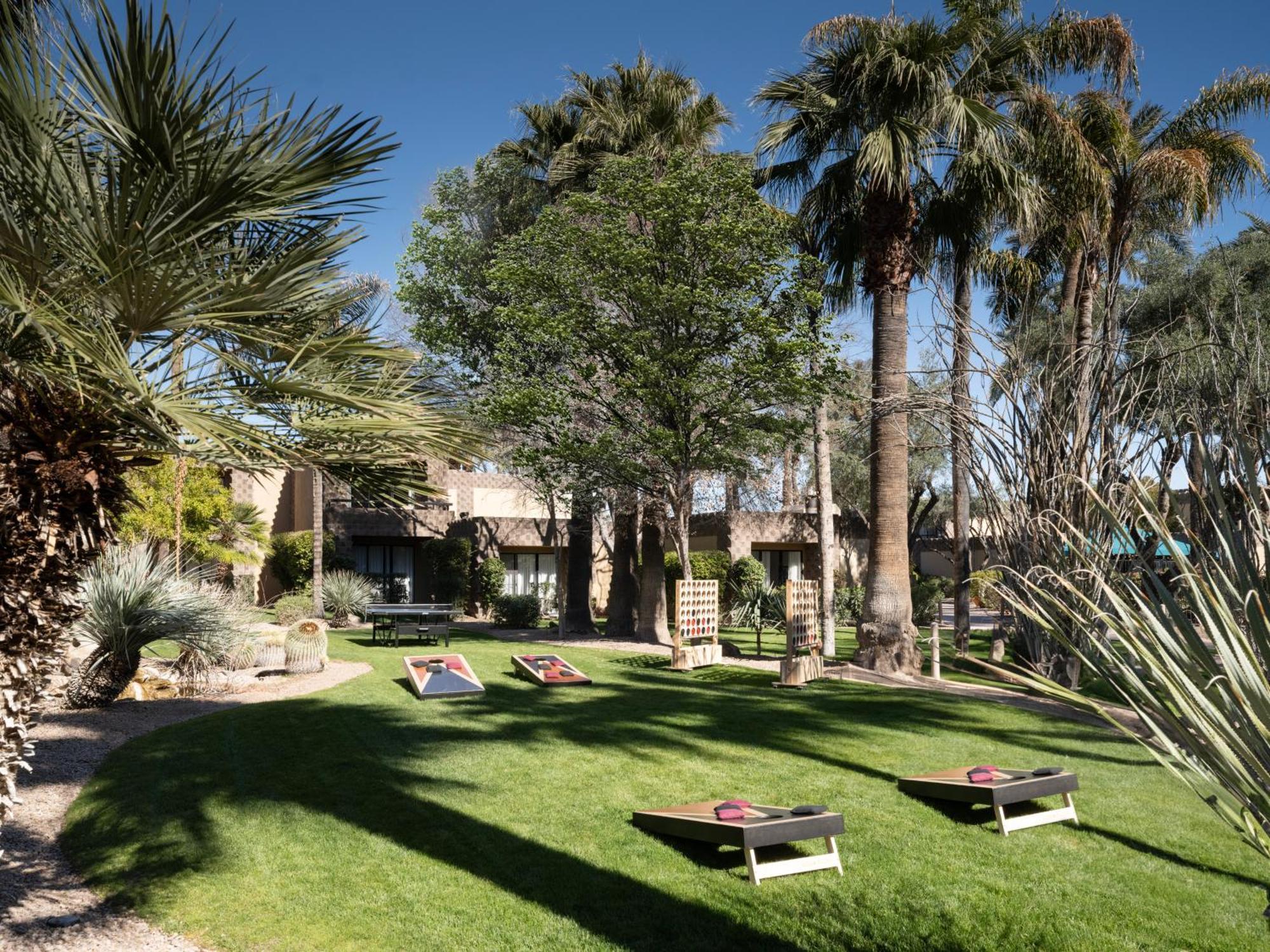 Doubletree By Hilton Paradise Valley Resort Scottsdale Exterior photo