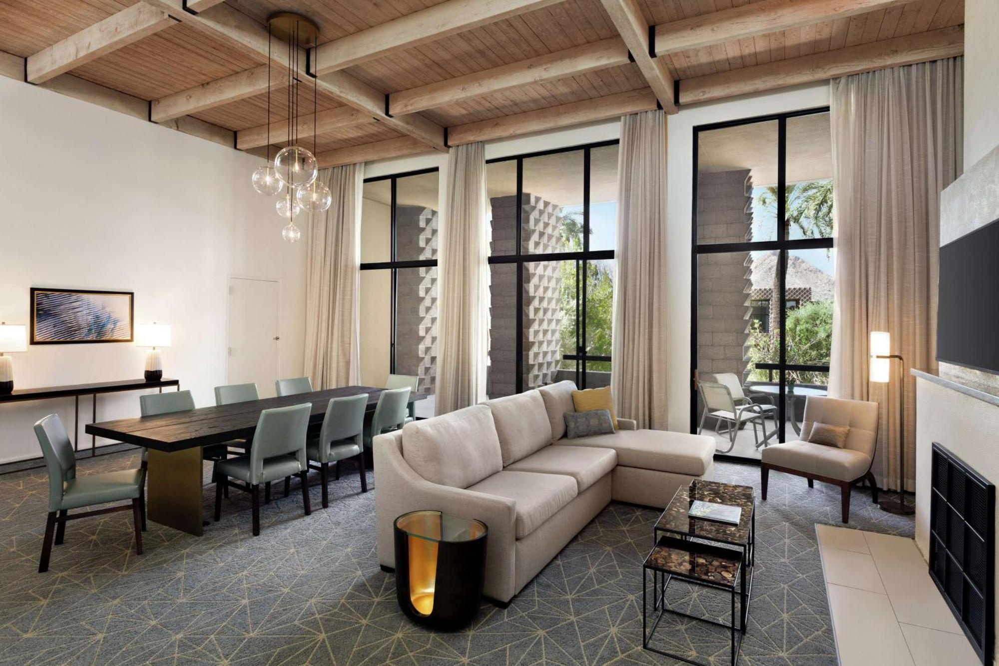 Doubletree By Hilton Paradise Valley Resort Scottsdale Exterior photo