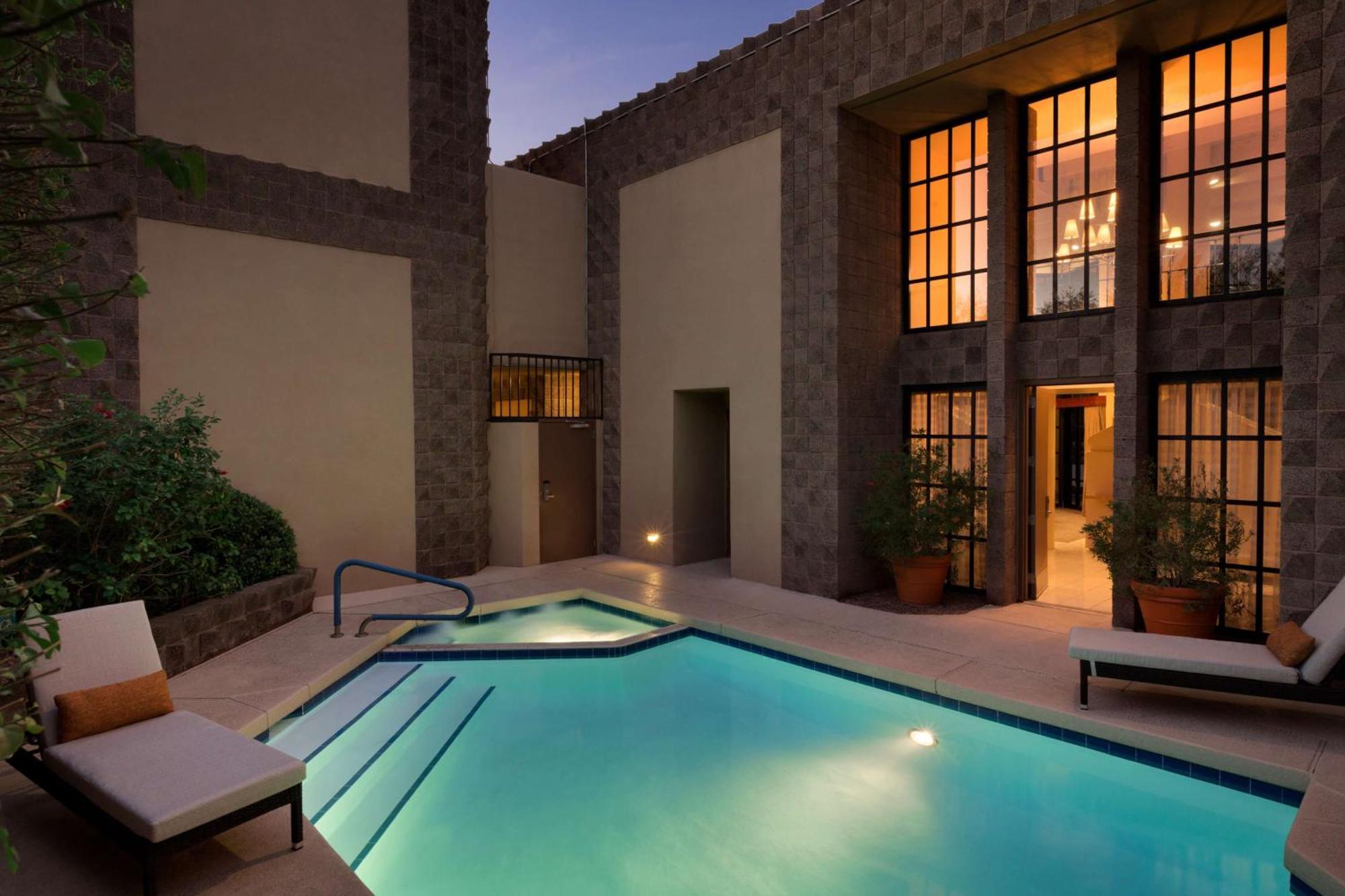 Doubletree By Hilton Paradise Valley Resort Scottsdale Exterior photo