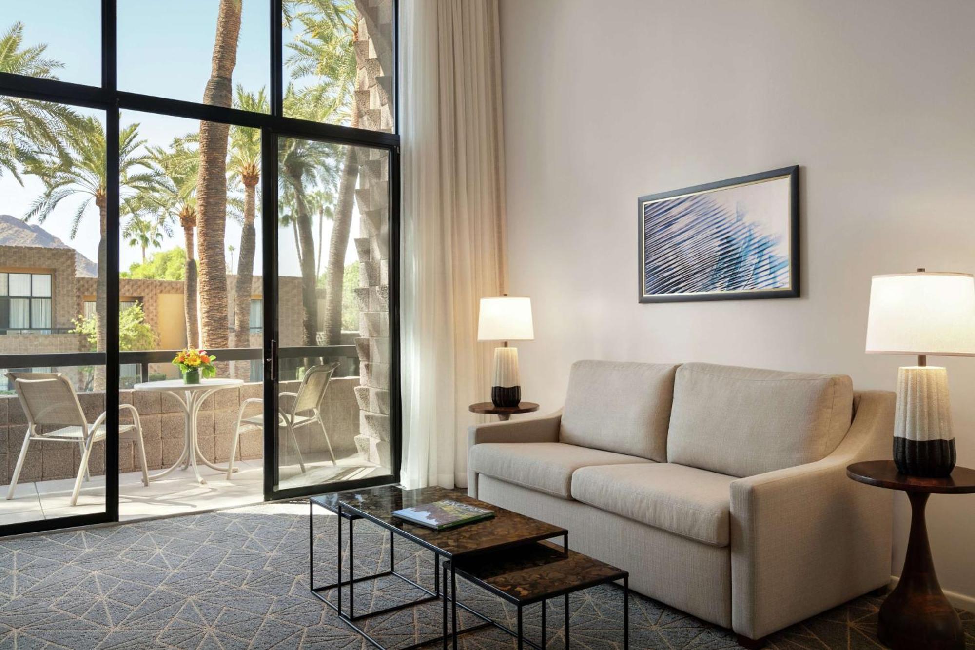 Doubletree By Hilton Paradise Valley Resort Scottsdale Exterior photo