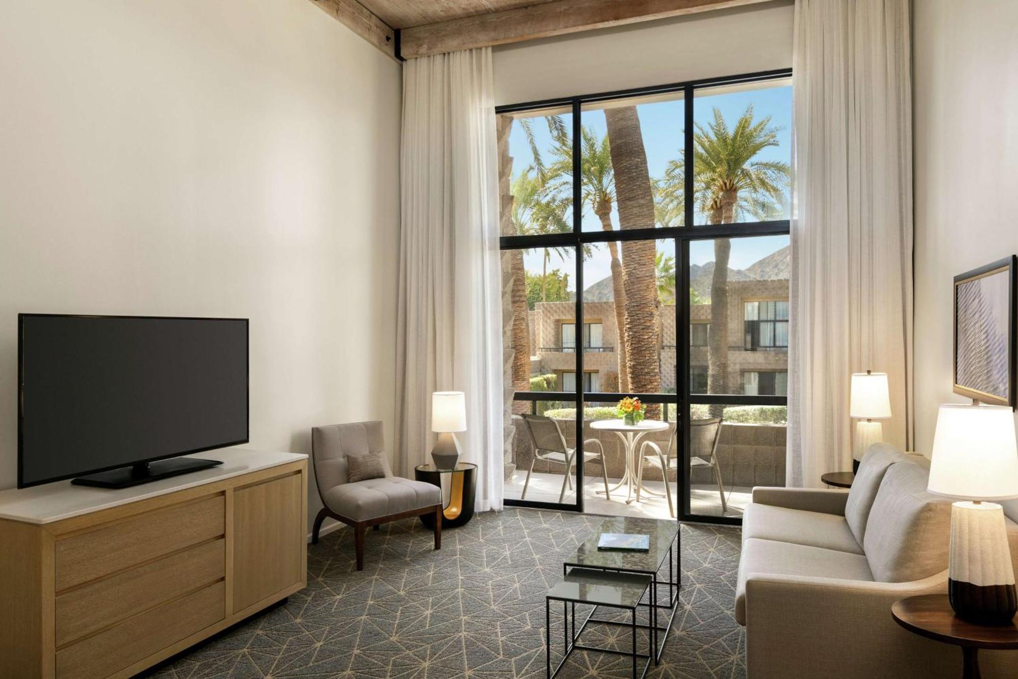 Doubletree By Hilton Paradise Valley Resort Scottsdale Exterior photo