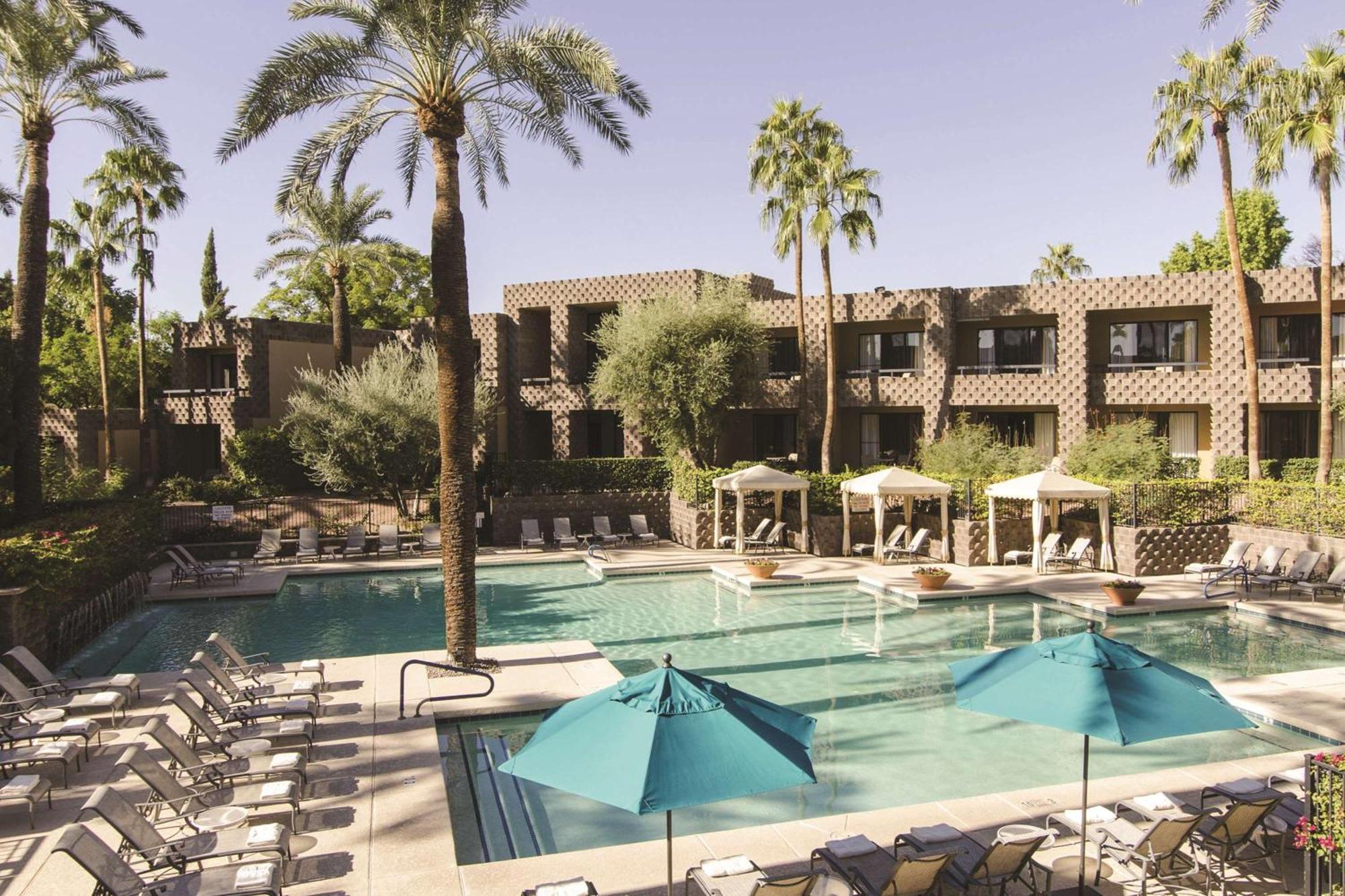 Doubletree By Hilton Paradise Valley Resort Scottsdale Exterior photo