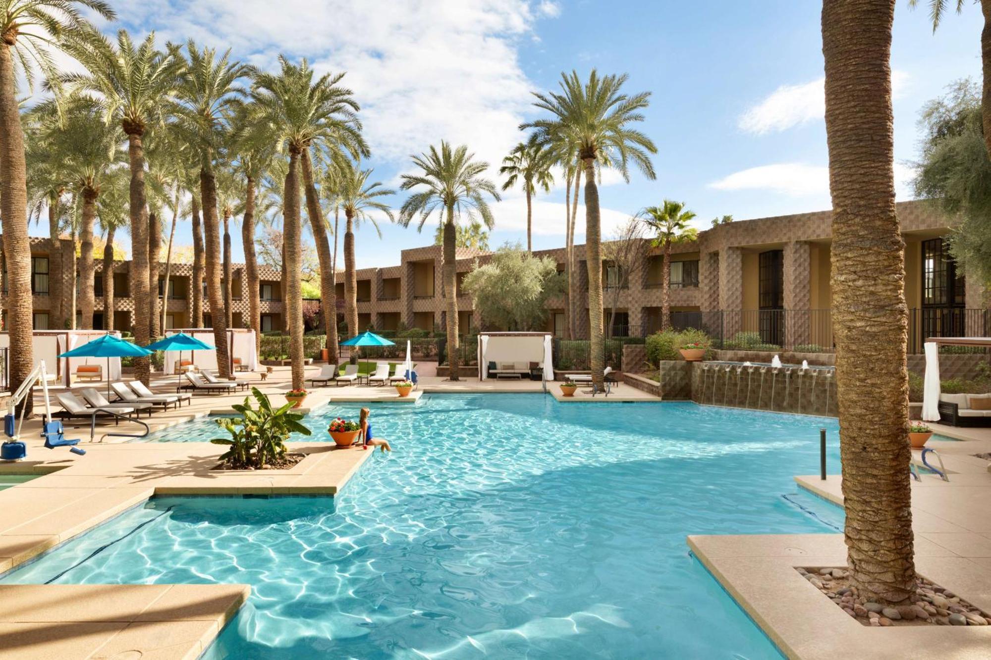 Doubletree By Hilton Paradise Valley Resort Scottsdale Exterior photo